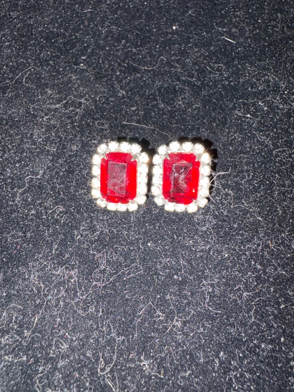 Red and clear rhinestone pierced Stud Earrings